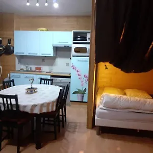 Face Au Thermes Et Au Calme Appartement